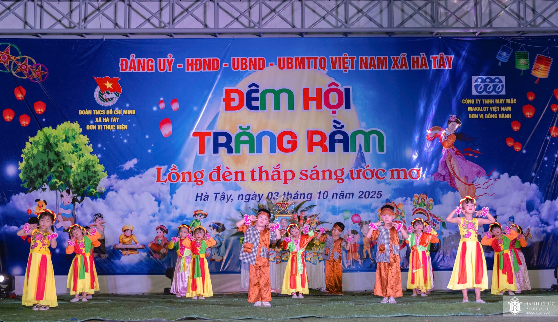 Các tiết mục văn nghệ tại chương trình