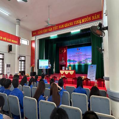 MÔ HÌNH TẬP HUẤN PHÒNG, CHỐNG RÁC THẢI NHỰA VÀ PHÂN LOẠI RÁC THẢI TẠI NGUỒN HƯỞNG ỨNG CUỘC VẬN ĐỘNG “THANH NIÊN VIỆT NAM CHỐNG RÁC THẢI NHỰA”