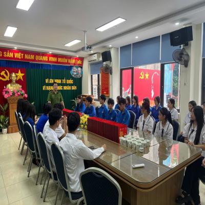 TUỔI TRẺ PHƯỜNG NGÔ QUYỀN TRIỂN KHAI NGÀY CHỦ NHẬT XANH 21/9 VÀ RA QUÂN TUYÊN TRUYỀN PHÒNG CHỐNG MA TUÝ