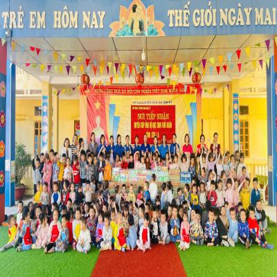 Chi đoàn Trường mầm non Ngọc Kỳ hưởng ứng chương trình  “Đông Ấm Vùng Cao” quyên góp, ủng hộ học sinh khó khăn tại tỉnh Sơn La. 