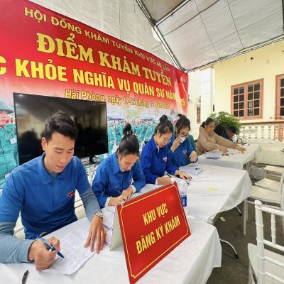 TUỔI TRẺ XÃ AN HƯNG THAM GIA HỖ TRỢ KHÁM SỨC KHỎE NGHĨA VỤ QUÂN SỰ NĂM 2026 