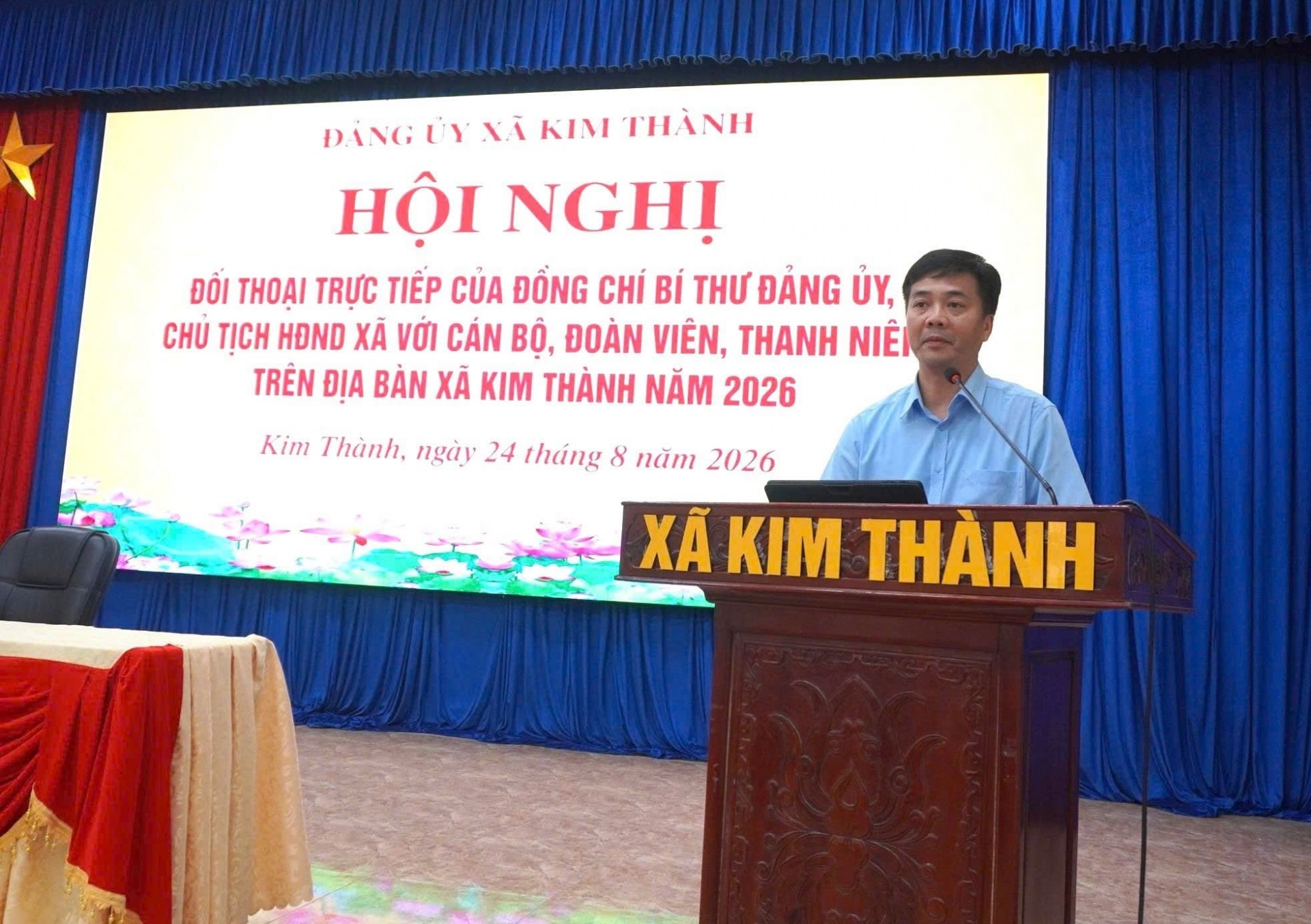 Đồng chí Nguyễn Ngọc Tuyến - Bí thư Đảng ủy, Chủ tịch HĐND xã phát biểu kết luận hội nghị