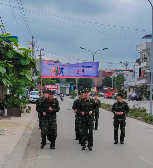 Đoàn thanh niên triển khai phong trào 10000 bước chân mỗi ngày
