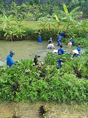 Chiến dịch Hoa Phượng đỏ năm 2018 – Bước chân đoàn viên, thanh niên, học sinh tại các vùng quê trên địa bàn huyện.