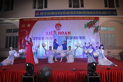 Liên hoan các đội tuyên truyền ca khúc cách mạng năm 2017