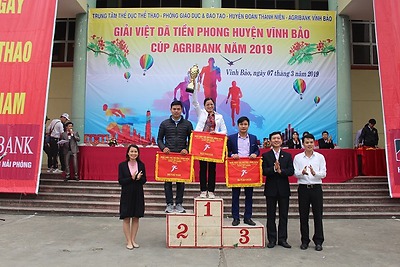 Giải Việt dã Tiền Phong Cup Agribank năm 2019.