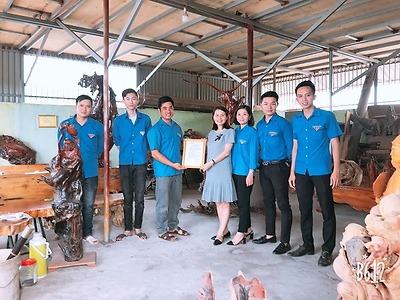 Thành lập Chi hội Cơ sở sản xuất đồ gỗ thủ công mỹ nghệ Thành Luân