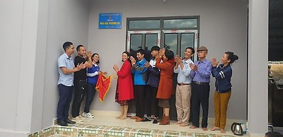 Khánh thành 