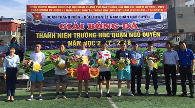 Khai mạc giải bóng đá thanh niên trường học Quận Ngô Quyền, năm học 2017-2018