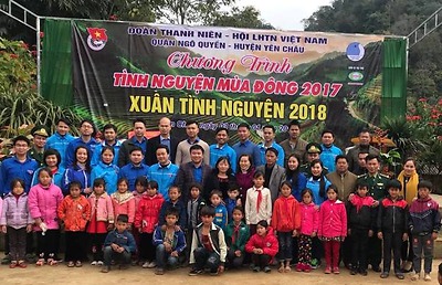 Chương trình tình nguyện “Ấm áp mùa đông năm 2017 – Xuân tình nguyện 2018” tại tỉnh Sơn La