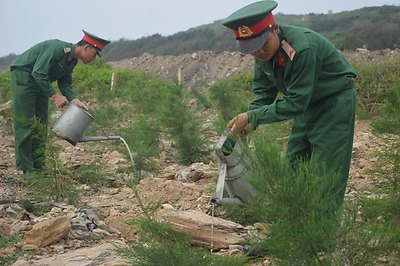 Vì màu xanh đảo tiền tiêu