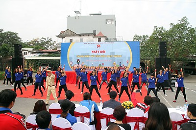 Ngày hội thanh niên với văn hóa giao thông năm 2017.