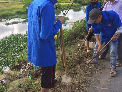 Tuổi trẻ Hải Phòng đồng loạt ra quân hưởng ứng ngày Chủ Nhật Xanh toàn quốc lần II