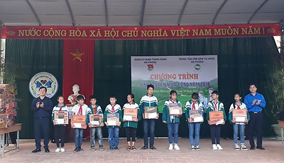 Đoàn Cơ quan Thành đoàn: Chương trình tình nguyện mùa đông