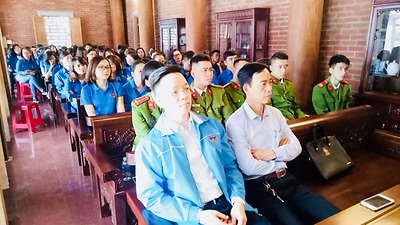 Đoàn viên thanh niên huyện An Dương học tập 6 bài học lý luận chính trị của Đoàn năm 2019