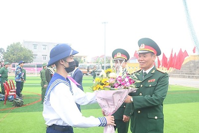 sáng ngày 20/02/2019, Tuổi trẻ huyện An Dương hăng hái, phấn khởi, khoác trên mình chiếc ba lô và màu áo lính lên đường thực hiện nghĩa vụ thiêng liêng – bảo vệ Tổ quốcsáng ngày 11/02/2020, Tuổi trẻ huyện An Dương hăng hái, phấn khởi, khoác trên mình