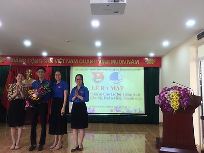 LỄ RA MẮT BAN CHỦ NHIỆM CÂU LẠC BỘ TIẾNG ANH