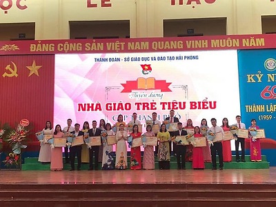 BIỂU DƯƠNG NHÀ GIÁO TRẺ TIÊU BIỂU CẤP THÀNH PHỐ LẦN THỨ NHẤT NĂM 2019