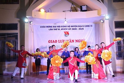 Giao lưu văn nghệ Hành trình 