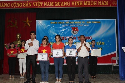 Quận đoàn Dương Kinh: Chương trình tuyên truyền Dân số - SKSS và phòng, chống HIV/ADIS.