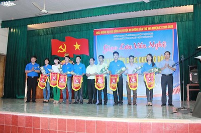 Huyện đoàn An Dương: Giao lưu văn nghệ “Tự hào tiến bước dưới cờ Đảng”