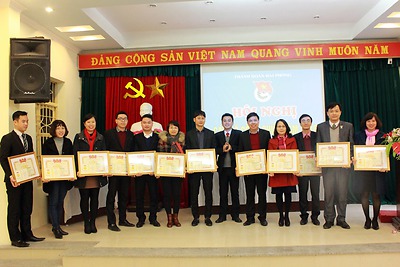 Cơ quan Thành đoàn tổ chức Hội nghị cán bộ, công chức và tổng kết năm 2015