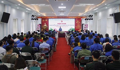 Diễn đàn góp ý xây dựng Đảng, đấu tranh phòng, chống các biểu hiện “tự diễn biễn”, “tự chuyển hóa”