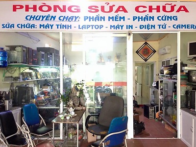 Đồng chí Nguyễn Đức Linh - Bí thư Chi đoàn Công ty Cổ phần TMDV Công nghệ Mai Linh gương thanh niên khởi nghiệp sáng tạo ứng dụng khoa học công nghệ vào kinh doanh dịch vụ, phát triển sản xuất