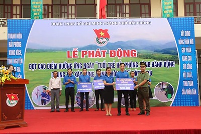 Đoàn Khối Doanh nghiệp hưởng ứng đợt cao điểm 