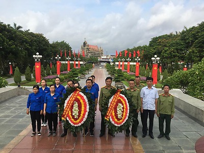 Đoàn Khối tổ chức chương trình Chủ nhật xanh 19/7/2020. Sau đây là hình ảnh hoạt động.