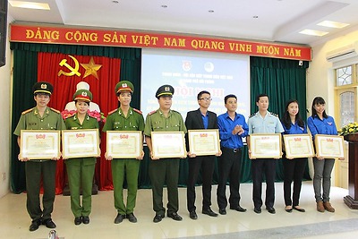 Hội nghị tổng kết Chiến dịch thanh niên tình nguyện Hè và kỷ niệm 59 năm Ngày truyền thống Hội LHTN Việt Nam