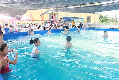 Vĩnh Bảo: Khai mạc lớp Bơi - Phòng chống đuối nước và các lớp năng khiếu hè năm 2016