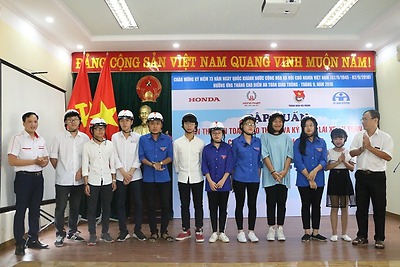 Chương trình tập huấn kiến thức an toàn giao thông, kỹ năng lái xe an toàn cho đoàn viên thanh thiếu nhi