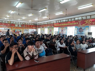 Tập huấn kiến thức an toàn giao thông và kỹ năng lái xe an toàn cho đoàn viên, thanh niên quận Hồng Bàng