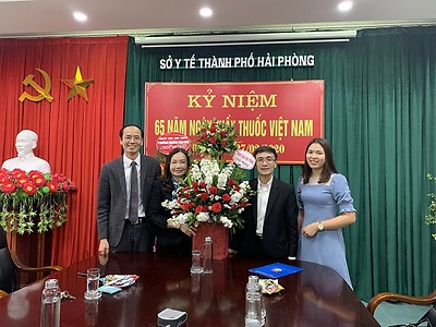 Thành đoàn chúc mừng Ngày Thày thuốc Việt Nam 2020