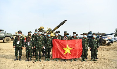 Lần đầu tiên Việt Nam vô địch bảng 2 xe tăng hành tiến của Army Games 2020