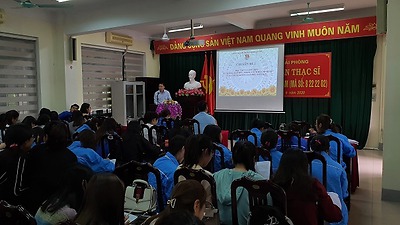 Đoàn thanh niên Khối trường Đại học - Cao đẳng thành phố tổ chức học tập các Nghị quyết, Chuyên đề, tập huấn bảo vệ nền tảng tư tưởng của Đảng