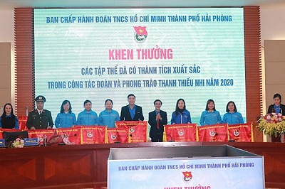 THÀNH ĐOÀN TỔNG KẾT CÔNG TÁC ĐOÀN VÀ PHONG TRÀO THANH THIẾU NHI NĂM 2020 - BIỂU DƯƠNG TRÊN 320 TẬP THỂ, CÁ NHÂN CÓ THÀNH TÍCH XUẤT SẮC