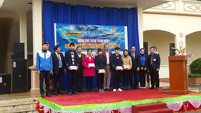 tổ chức “Ngày hội tư vấn, giới thiệu việc làm” cho thanh niên năm 2016 và Lễ kỷ niệm 85 năm ngày thành lập Đoàn TNCS Hồ Chí Minh (26/3/1931 – 26/3/2016)