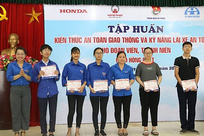 Ban Thường vụ Quận Đoàn Hồng Bàng đăng cai tổ chức Chương trình tập huấn kiến thức an toàn giao thông, hướng dẫn kĩ năng lái xe an toàn cho Đoàn viên thanh niên trên địa bàn quận