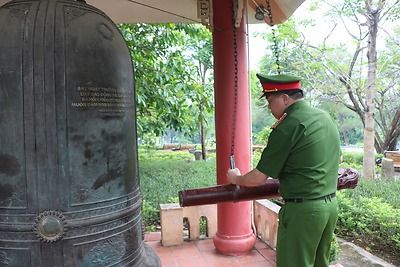 Lắng đọng hành trình về nguồn của lực lượng Công an Hải Phòng