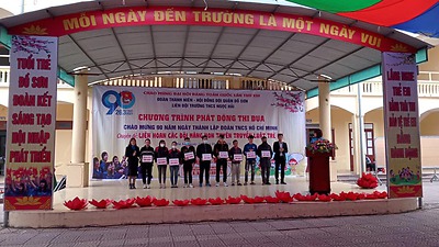 Năm 2021, Quận đoàn – Hội LHTN Việt Nam quận tổ chức tốt các hoạt động hưởng ứng các chương trình “Tình nguyện mùa đông”, “Xuân tình nguyện”, “Tháng Thanh niên”, “Chiến dịch thanh niên tình nguyện hè”.