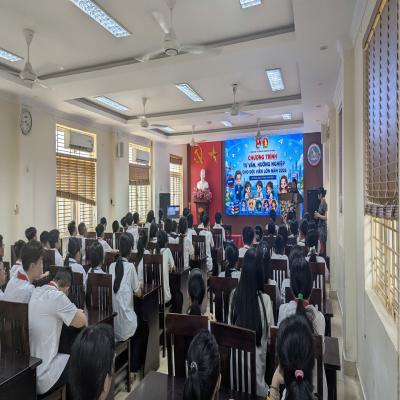 CHƯƠNG TRÌNH TƯ VẤN, HƯỚNG NGHIỆP CHO ĐỘI VIÊN LỚN NĂM HỌC 2025 - 2026