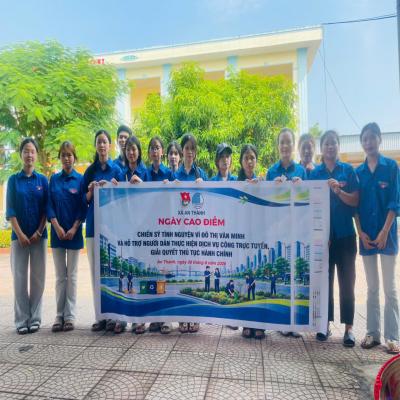 AN THÀNH TỔ CHỨC NGÀY CAO ĐIỂM “CHIẾN SĨ TÌNH NGUYỆN VÌ ĐÔ THỊ VĂN MINH” VÀ HỖ TRỢ NGƯỜI DÂN THỰC HIỆN DỊCH VỤ CÔNG TRỰC TUYẾN, GIẢI QUYẾT THỦ TỤC HÀNH CHÍNH