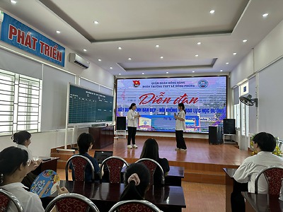 Diễn đàn Xây dựng tình bạn đẹp, nói không với bạo lực học đường năm học 2023 - 2024