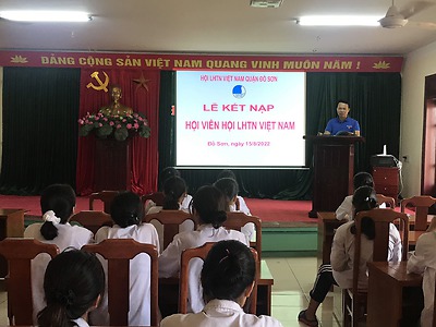 Quận Đồ Sơn: Lễ kết nạp Hội viên Hội LHTN Việt Nam năm 2022