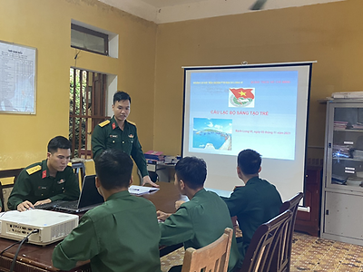 Người cán bộ đoàn 