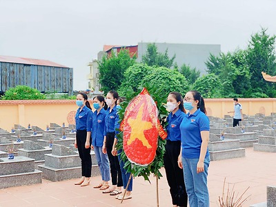 Lễ thắp nến tri ân xã Mỹ Đức