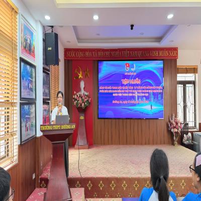 ĐƯỜNG AN: TỔ CHỨC TẬP HUẤN CÔNG TÁC ĐẤU TRANH BẢO VỆ NỀN TẢNG TƯ TƯỞNG CỦA ĐẢNG TRÊN KHÔNG GIAN MẠNG CHO ĐOÀN VIÊN, THANH NIÊN KHỐI TRƯỜNG HỌC