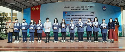 Đoàn trường THPT Đồ Sơn tổ chức biểu dương học sinh ba tốt cấp trường